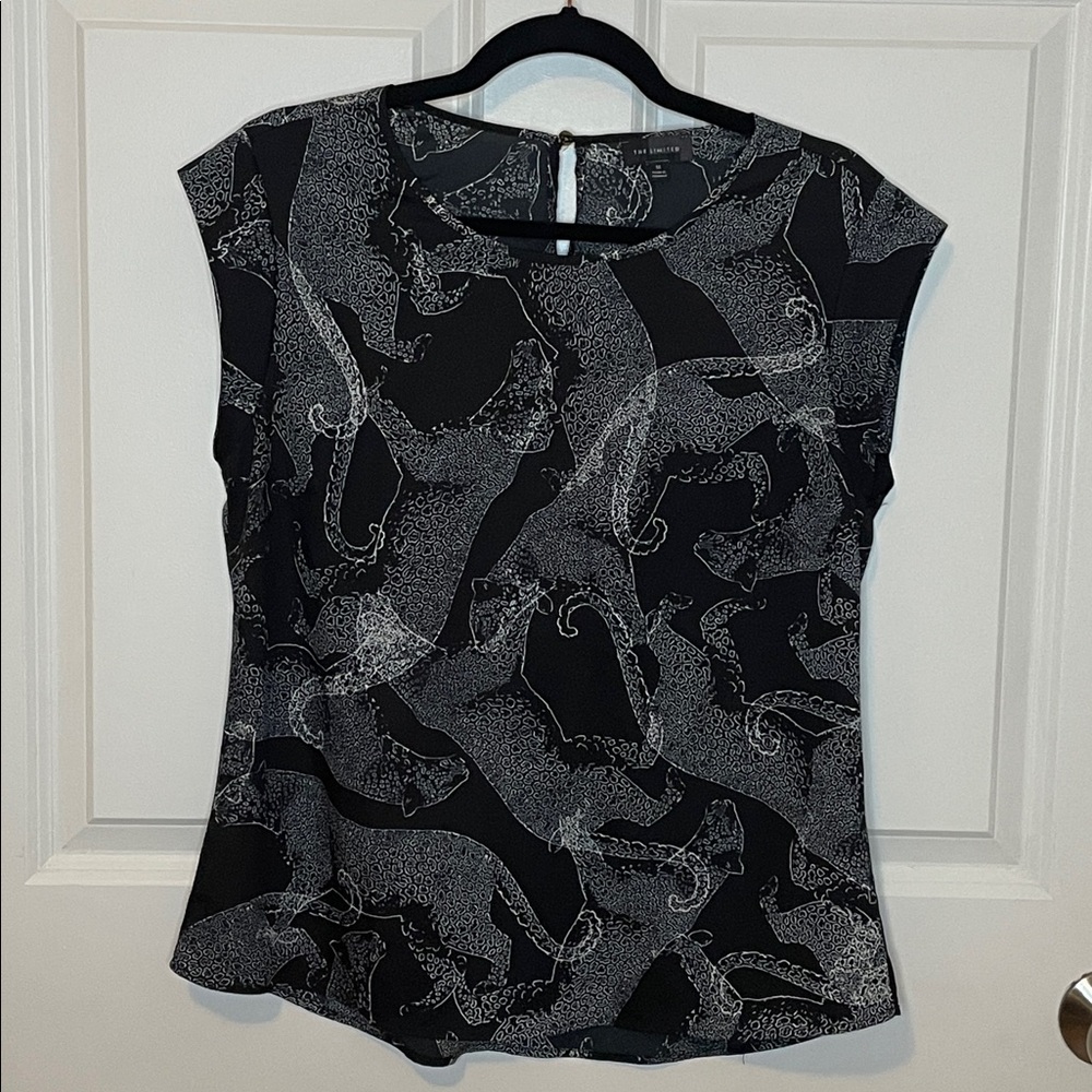 The Limited Monochrome Cheetah Patterned Blouse Women’s Medium EUC